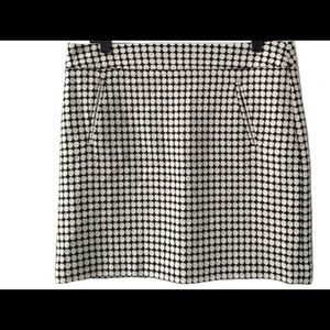 NWT LOFT black and white circle skirt size 10